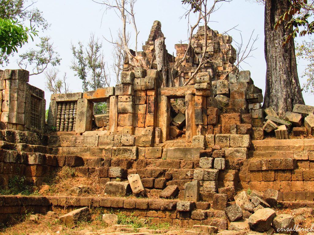 Wat ek phnom battambang que ver