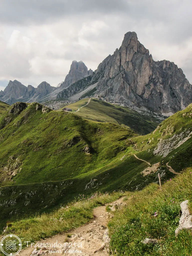 paso giau montañas